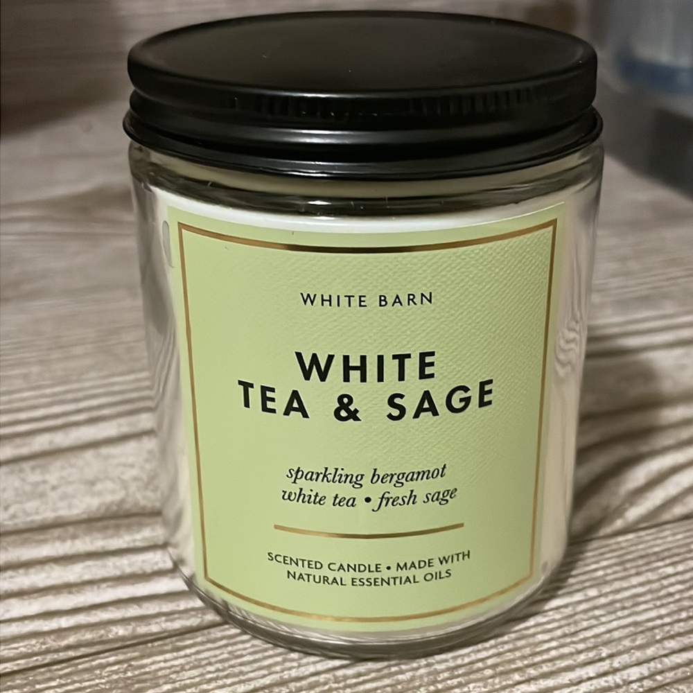 White Barn : White Tea & Sage Single Wick Candle *Free Shipping*